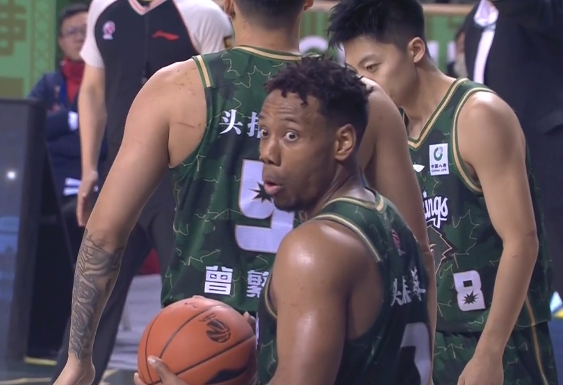 外線很準(zhǔn)！祝銘震6記三分拿下22分6籃板